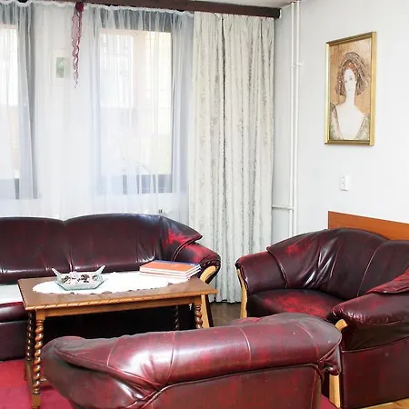 Professor'S Guest House Apartment