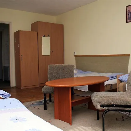 Professor'S Guest House Apartament *