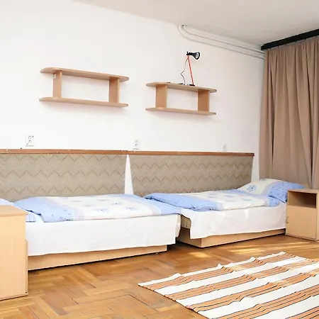 Professor'S Guest House بودابست