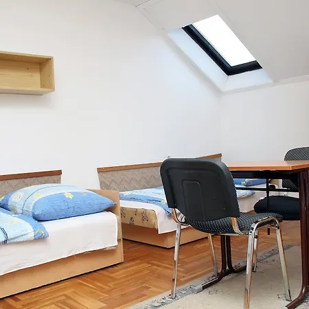 شقة Professor'S Guest House